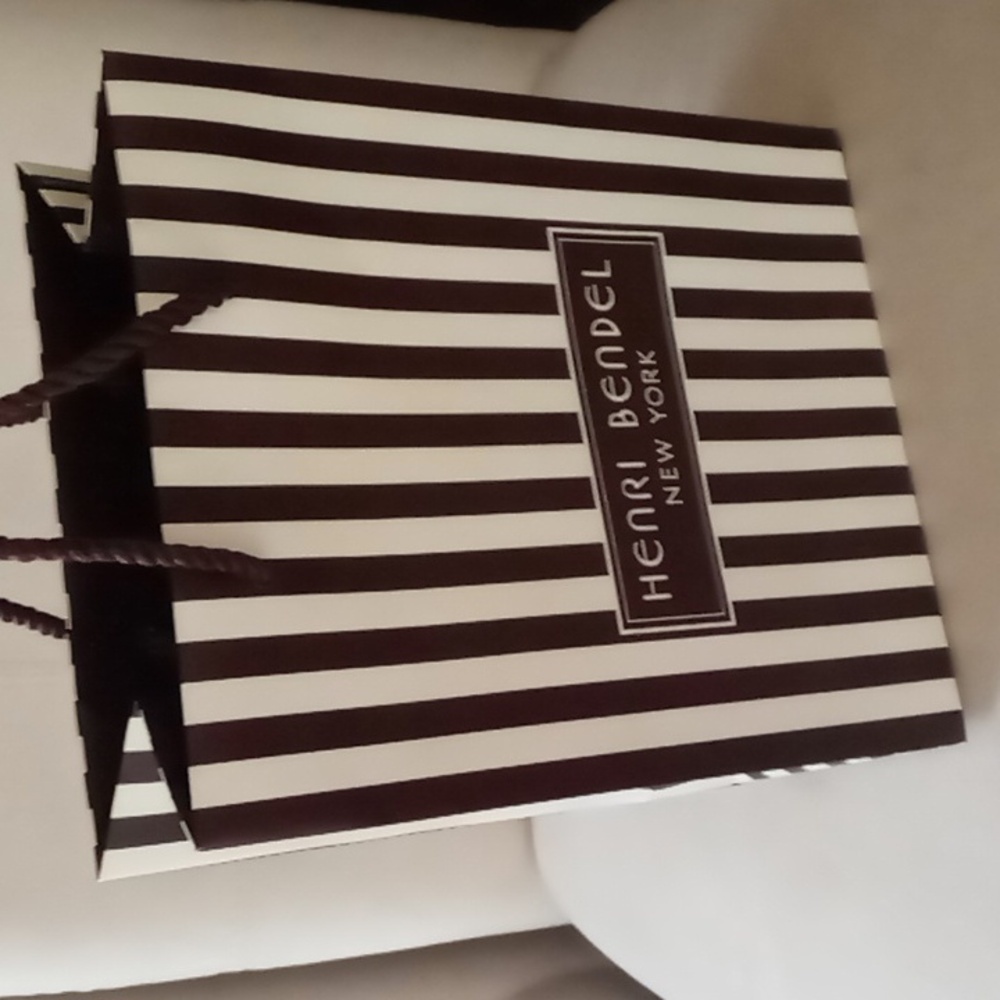 Henri Bendel New York small shopping bag